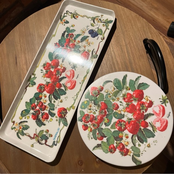 Smeraldo Strawberry Fruit Serving Tray & Plate Melamine Design Imports Italy - Picture 4 of 16